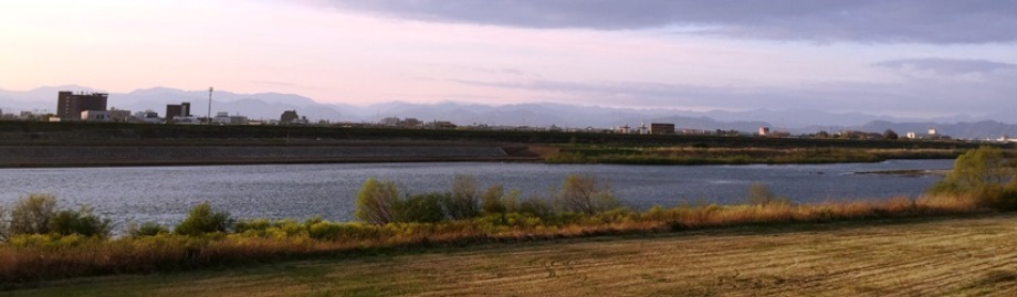 長良川から西方眺望