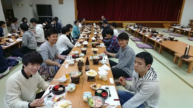 討論後の夕食